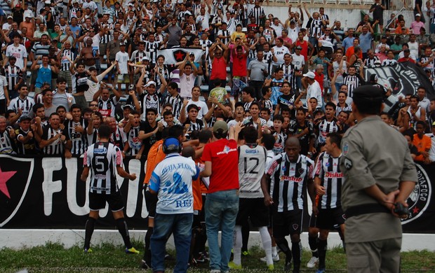 Botafogo-PB x Campinense (Foto: João Neto)