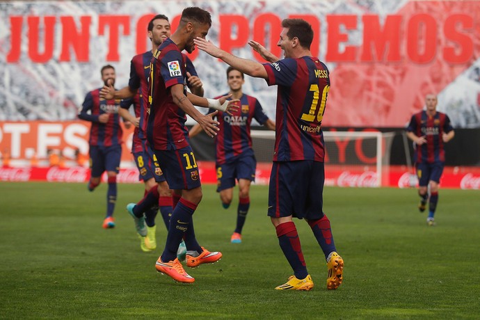 Neymar e Messi gol Barcelona (Foto: Reuters)