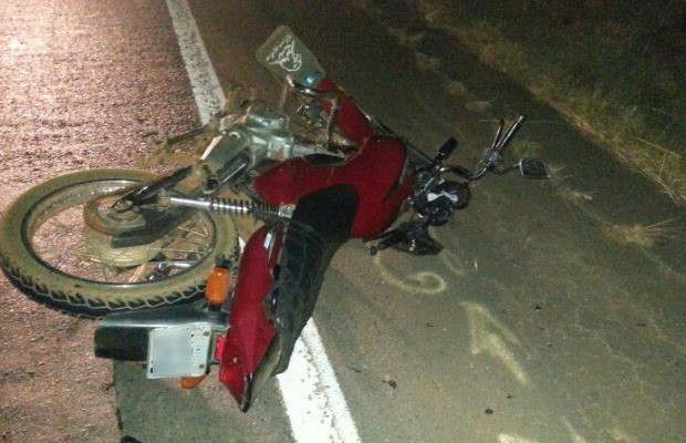 Homem é atropelado após cair de motocicleta na BR-060, em Goiás (Foto: Reprodução/ Polícia Rodoviária Estadual)