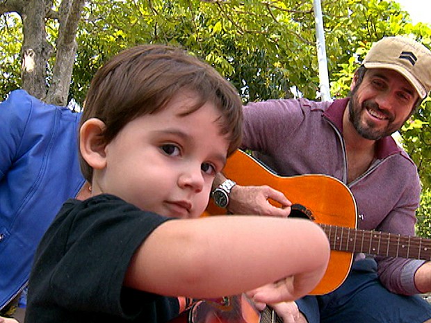 Eriberto Leão e filho João Leão (Foto: Estrelas / TV Globo)