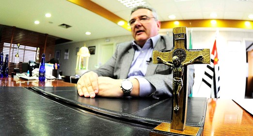 Poupado, Mário Gobbi não viaja com o Corinthians para Criciúma