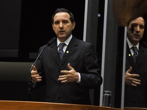 Natan Donadon faz sua defesa em plenário da Câmara (Foto: Zeca Ribeiro/Ag.Câmara)
