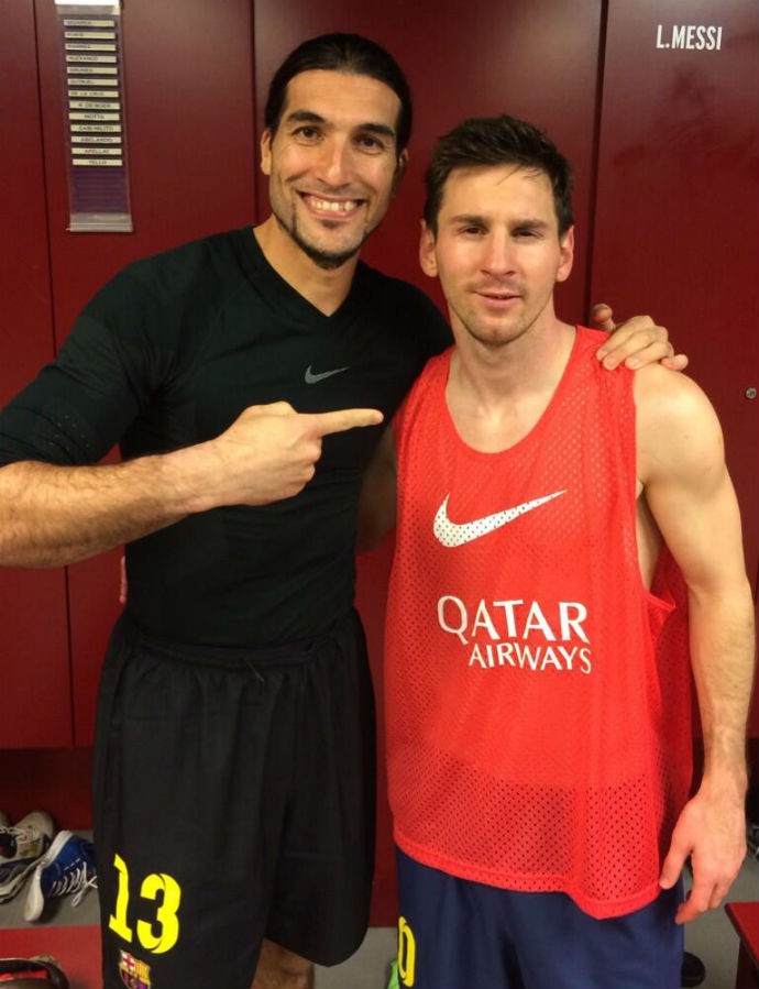 Pinto e Messi no vestiário do Camp Nou (Foto: Reprodução/Instagram)