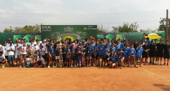 Finalistas do Circuito Nacional Pró-Tênis (Foto: Divulgação) Finalistas do Circuito Nacional Pró-Tênis (Foto: Divulgação)