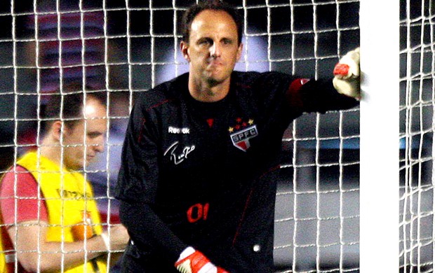 Rogério Ceni São Paulo no jogo contra Grêmio Prudente (Foto: AE)