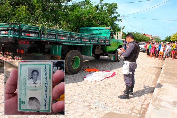 Segundo a polícia, motorista do caminhão fugiu com medo de ser linchado pelos moradores (Foto: Marcelino Neto)
