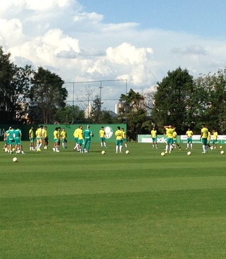 Elenco do Palmeiras se reapresenta, e Cuca tem papo particular com atletas