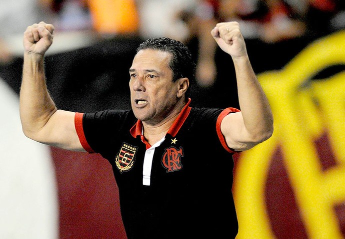Vanderlei Luxemburgo no Flamengo Arquivo (Foto: VIPCOMM) Vanderlei Luxemburgo no Flamengo Arquivo (Foto: VIPCOMM)