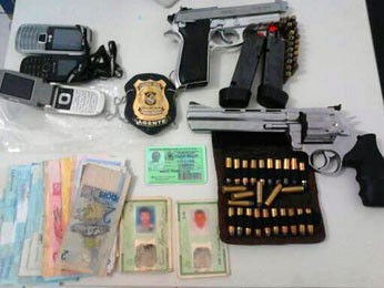 PM da Bahia é preso em Pernambuco suspeito de extorsão e porte ilegal de arma (Foto: Divulgação / Polícia Civil)