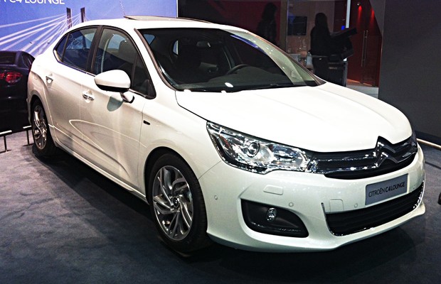 Novo Citroën C4 Lounge é revelado no Salão de Buenos Aires (Foto: Ricardo Sant'Anna/Autoesporte)