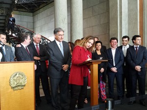 Governo de Minas Gerais e Sind-Ute assinam acordo de piso salarial de professores estaduais (Foto: Michele Marie / G1)