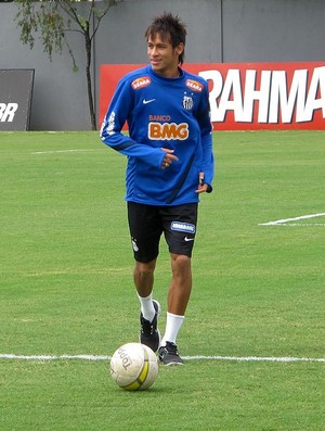 neymar santos treino (Foto: Marcelo Hazan / Globoesporte.com)