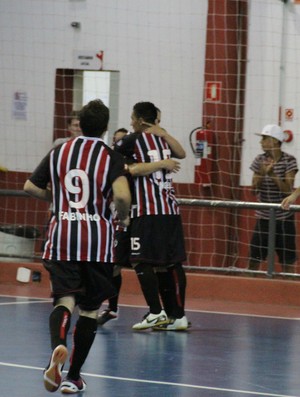 São Paulo Suzano Liga Paulista de Futsal (Foto: Thiago Fidelix)