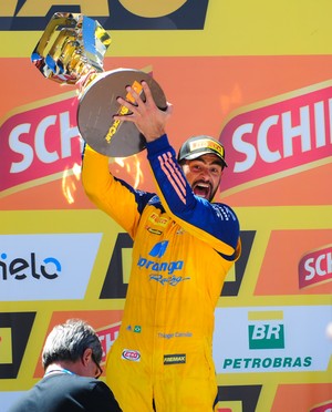 Thiago Camilo vence a Corrida do Milhão na Stock Car (Foto: Duda Bairros)