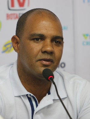 Alexandre Ferreira, técnico do Botafogo-SP (Foto: Rogério Moroti/Ag. Botafogo)