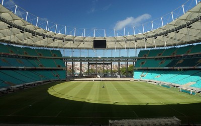 Em “arena das goleadas”, Bahia tenta reverter vantagem do Corinthians