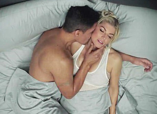 Fergie e Jay Hernandez em cena do clipe de Save It Til Morning (Foto: Reprodução)