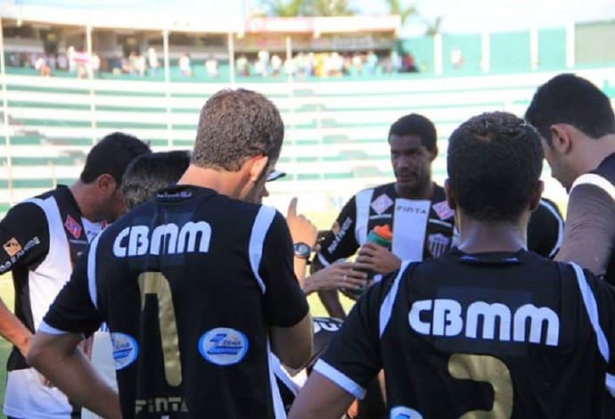 Jogadores de menor estatura são esperança de gols do Cruzeiro contra o  Tricordiano