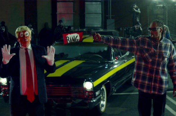 "Bang!": Donald Trump em cena do clipe de Snoop Dogg (Foto: Reprodução)