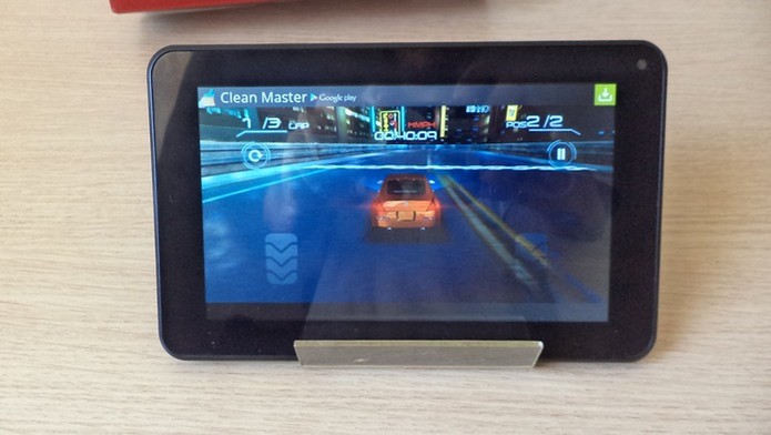 Games não são problema para o Tablet da Newlink (Foto: Techtudo / Dario) (Foto: Games não são problema para o Tablet da Newlink (Foto: Techtudo / Dario)) Games não são problema para o Tablet da Newlink (Foto: Techtudo / Dario) (Foto: Games não são problema para o Tablet da Newlink (Foto: Techtudo / Dario))