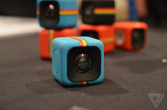Câmera da Polaroid C3 é capaz de fotografar embaixo d'água (Foto: Reprodução/The Verge)