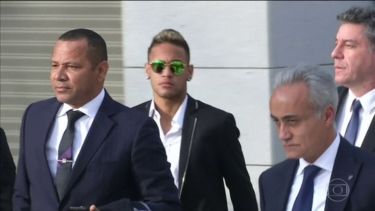 Promotoria espanhola pede dois anos de prisão para Neymar