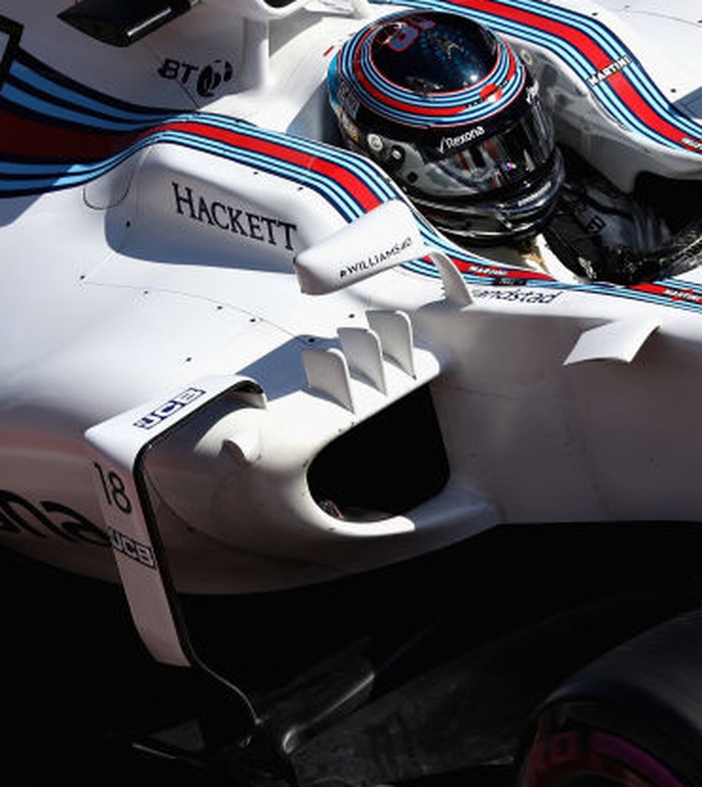 Algumas rivais, como a Wiliams, usam soluções tradicionais em suas entradas de ar  (Foto: Getty Images)