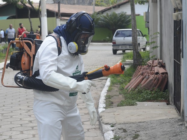 Visita de agentes de combate ao Aedes aegypti é recusada em bairros de Vitória (Foto: Vitor Jubini/ A Gazeta)