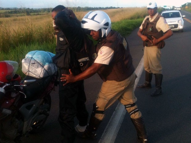 G1 Rodovias estaduais registram sete mortes no feriadão aponta a PM