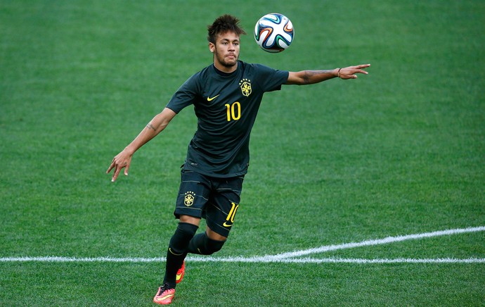 Neymar Treino Seleção Brasileira Arena Corinthians (Foto: Marcos Ribolli)