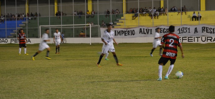 Botafogo-PB x Campinense, Estádio da Graça (Foto: Hévilla Wanderley / GloboEsporte.com/pb)