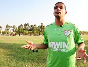 Bruno Mineiro, Atacante da Portuguesa (Foto: Marcos Ribolli / Globoesporte.com)