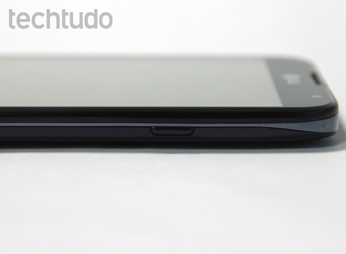 Detalhe do botão liga / desliga do LG Optimus G Pro (Foto: TechTudo / Fabrício Vitorino) Detalhe do botão liga / desliga do LG Optimus G Pro (Foto: TechTudo / Fabrício Vitorino)