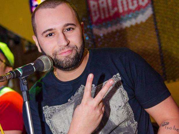 Músico foi morto após show em bar de Santos, SP (Foto: Reprodução/Facebook)