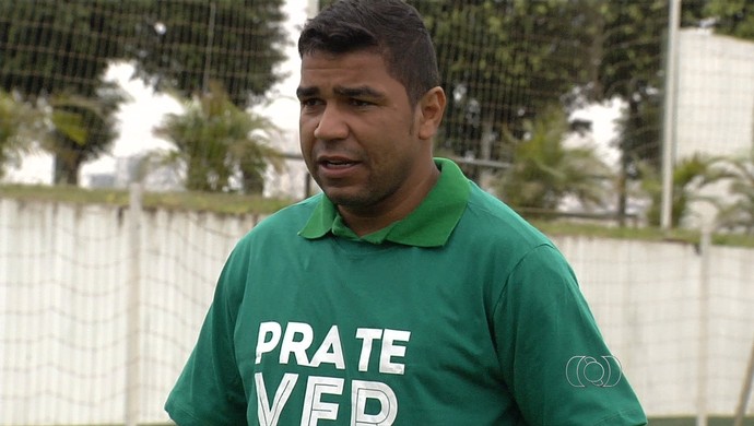 Ivan, goleiro do Goiás (Foto: Reprodução/TV Anhanguera)