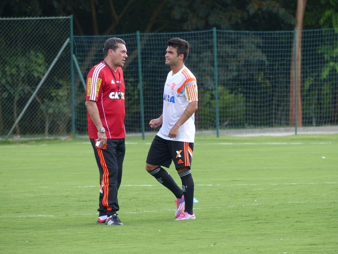 Luxemburgo e Arthur Maia, treino Flamengo (Foto: Cahê Mota)