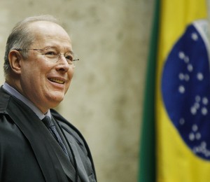O ministro Celso de Mello desempatou nesta quarta a votação sobre embargos infringentes (Foto: Nelson Jr./SCO/STF)