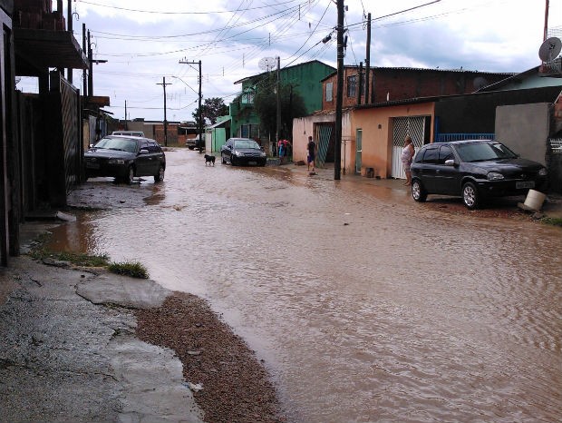 G1 - Chuva Forte E Rápida Provoca Alagamentos Na Região De Jundiaí ...