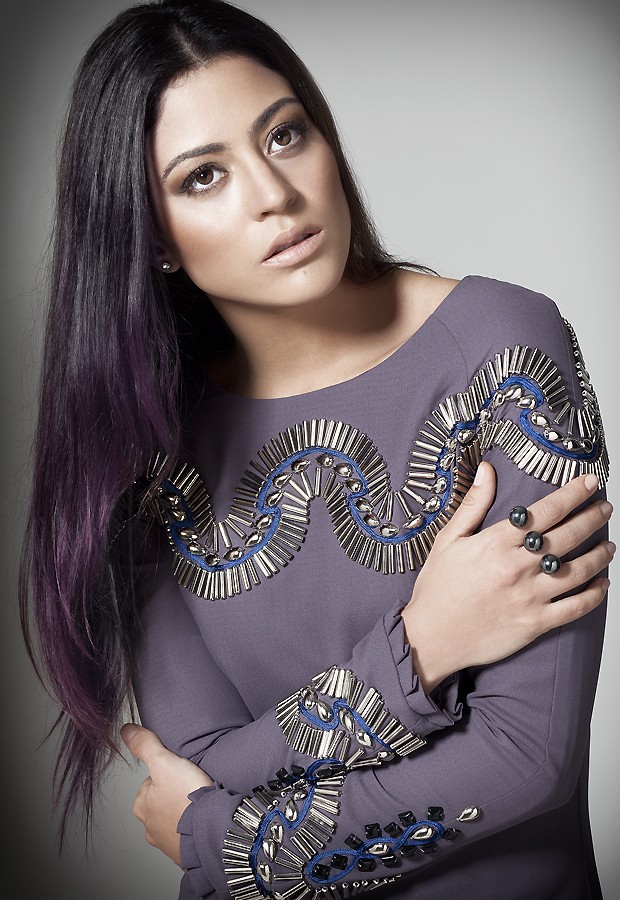 Carol Castro posa sensual para ensaio - Edição 620 (27/07/2012) - Quem