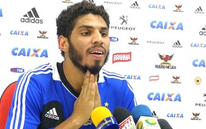Wallace Coletiva Flamengo (Foto: Globoesporte.com)
