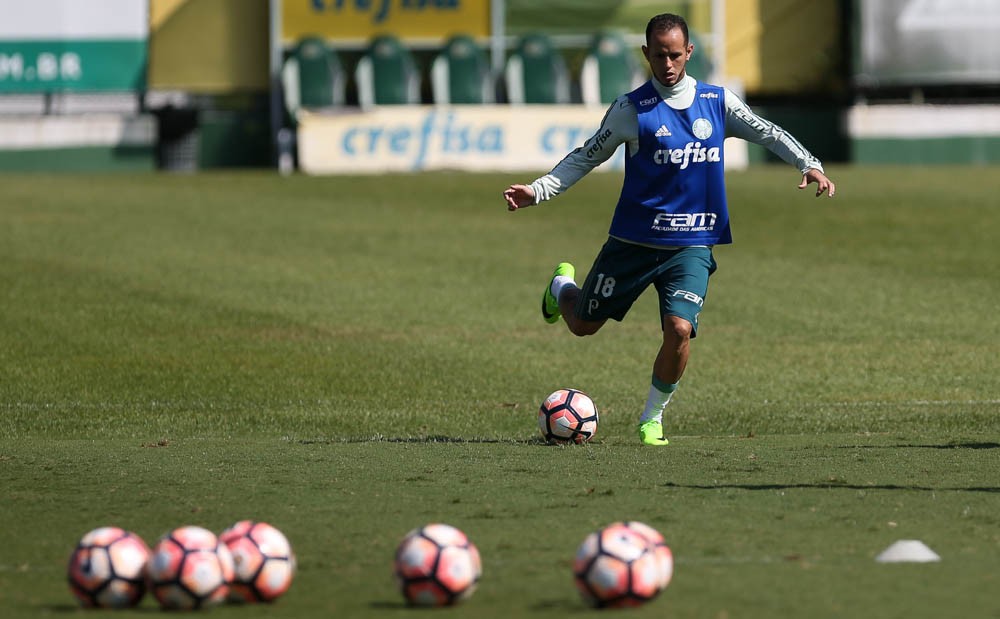 Em alta e elogiado no Palmeiras, Guerra revê freguês na Libertadores