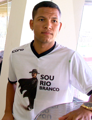 Carlos Vitor, meia do Rio Branco-ES (Foto: Reprodução/TV Gazeta)