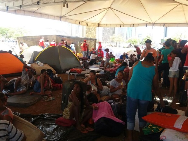 Grupo está acampado próximo ao Museu Nacional, na área central de Brasília (Foto: Bárbara Nascimento/G1)