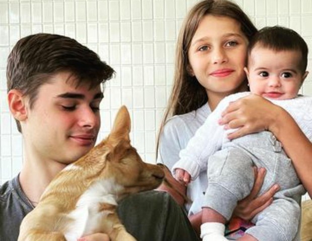 Os três filhos de Fabio Assunção  (Foto: Instagram)