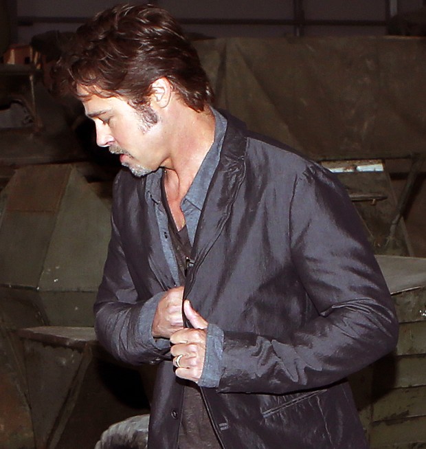 Brad Pitt em primeira aparição após casamento (Foto: Agência/ Getty Images)