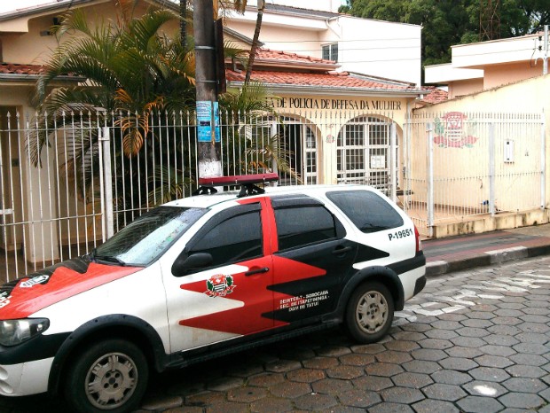 DDM investiga a denúncia de constrangimento (Foto: Cláudio Nascimento / TV TEM)