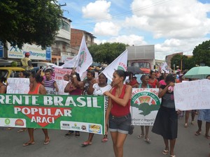 Protesto em Araci, na Bahia, em apoio a Dilma e Lula (Foto: Sintraf Araci/Divulgação) Protesto em Araci, na Bahia, em apoio a Dilma e Lula (Foto: Sintraf Araci/Divulgação)