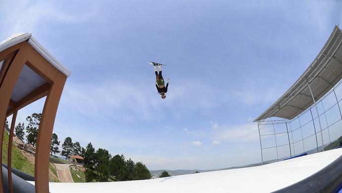 Josi Santos Ski Aerials Esqui aéreo (Foto: Mauro Horita)
