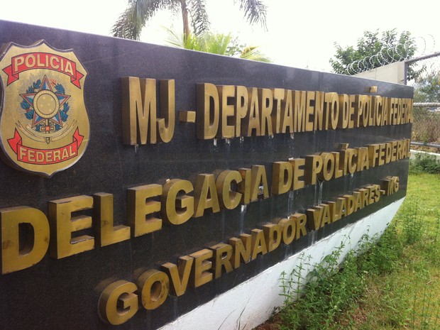 Polícia Federal investiga com suspeitas de envolvimento de 4 servidores da UFJF (Foto: Davidson Fortunato/G1) Polícia Federal investiga com suspeitas de envolvimento de 4 servidores da UFJF (Foto: Davidson Fortunato/G1)