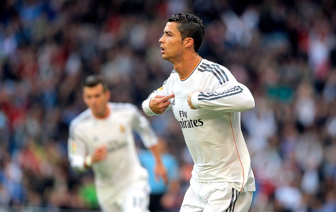 Cristiano Ronaldo comemoração gol Real Madrid contra o Real Sociedad (Foto: AP)